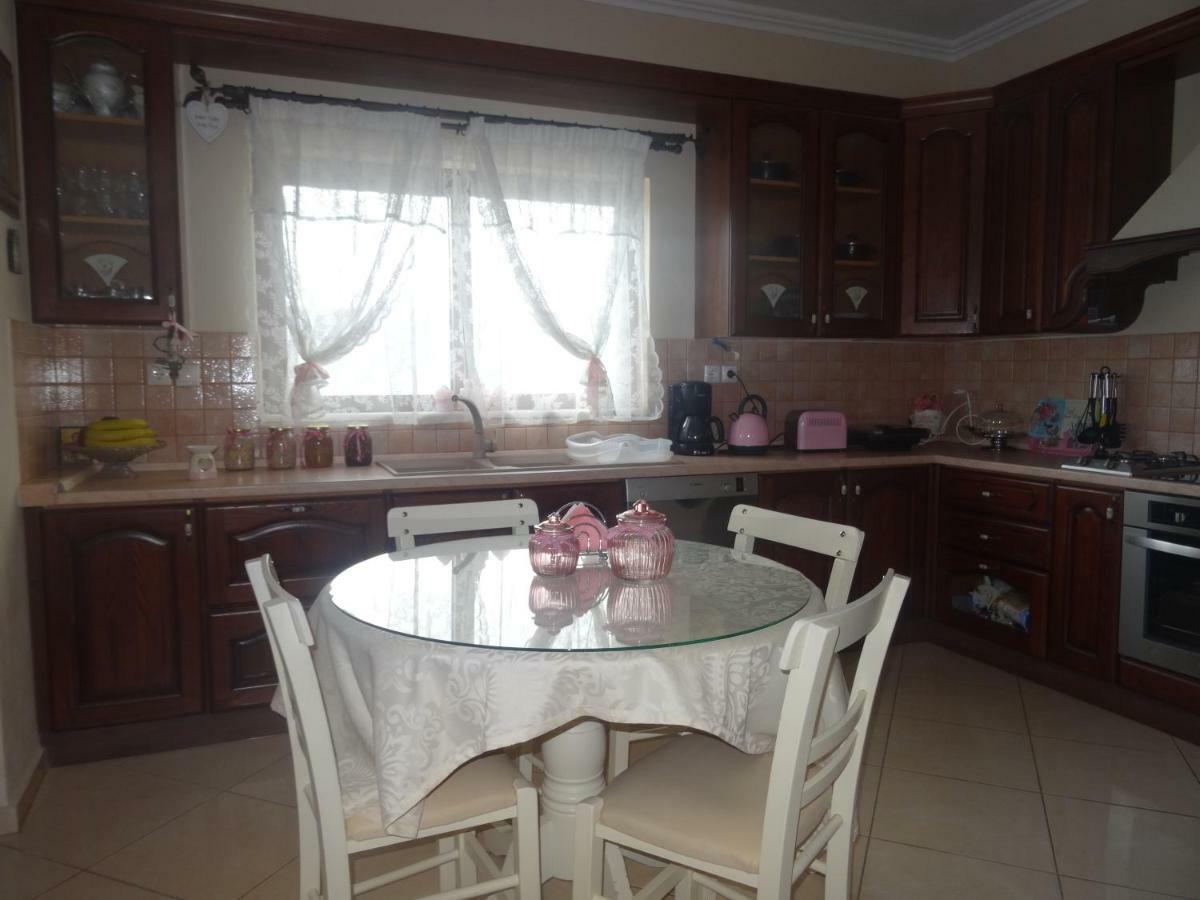 Chrisa'S Beautiful Apartment Chania خانيا المظهر الخارجي الصورة